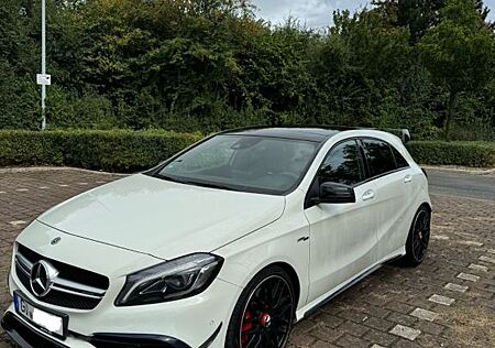 Mercedes-Benz A 45 AMG Mercedes Perf. Aga, Perf. Sitz, Ambient