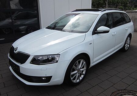 Skoda Octavia Kombi 2.0TDI"Joy"Navi*Panorama*DSG*SH*