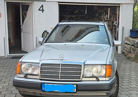 Mercedes-Benz 300 W124 300TE 4MATIC JAPAN Klima SHD Allrad AHK