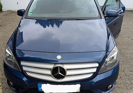 Mercedes-Benz B 200 CDI BlueEFFICIENCY -