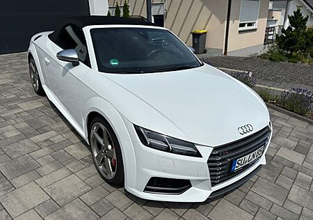 Audi TTS Roadster 2.0 TFSI quattro