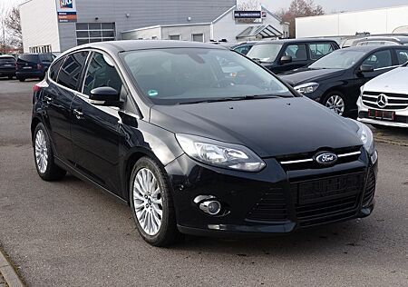 Ford Focus Lim. 1.6 TDCI Titanium X-Paket 2