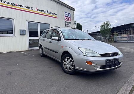 Ford Focus 1.6 Ambiente AHK / Tüv 07/26