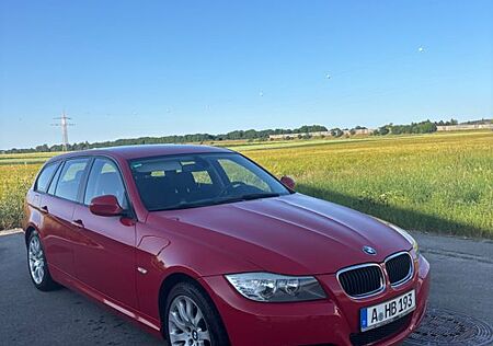 BMW 318i Touring -
