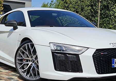 Audi R8 5.2 FSI plus S tronic quattro -