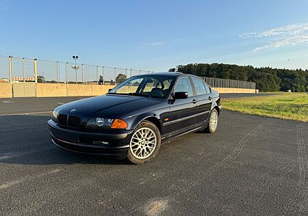 BMW 320d -