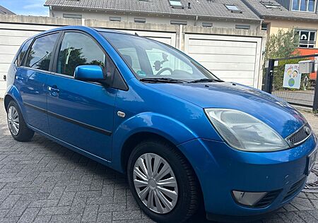 Ford Fiesta 1.4 TDCi TÜV 06/2026 Diesel grüne Plakett