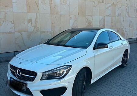 Mercedes-Benz CLA 200 AMG Line AMG Line