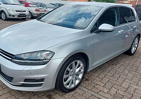 VW Golf Volkswagen VII Lim. Highline BMT Leder Navi