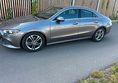 Mercedes-Benz CLA 180 CLA -Klasse d Business Solution