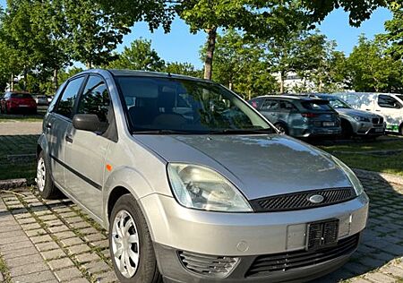 Ford Fiesta 1.3 51 kW -