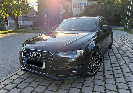 Audi A4 2.0 TDI 140kW Ambition Avant S Line AHK