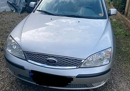 Ford Mondeo 1.8 81 kW Ghia Ghia