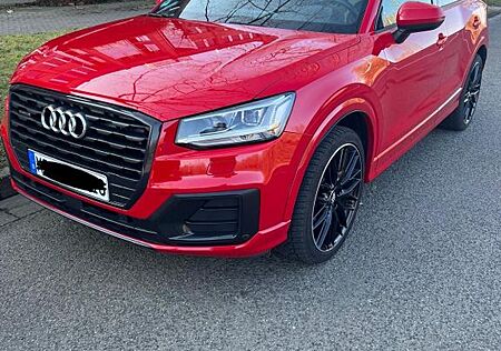 Audi Q2 40 TFSI S tronic quattro sport sport