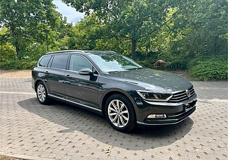 VW Passat Variant Volkswagen 2.0 TDI SCR 140kW DSG Busines...