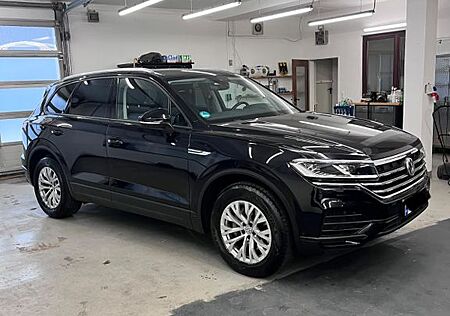 VW Touareg Volkswagen 3.0 V6 TDI 170kW 4MOTION Tiptronic -