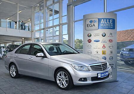 Mercedes-Benz C 180 GEPFLEGT*NAVI*KLIMAAUT*PTS VO*HI*SHZ