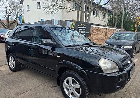 Hyundai Tucson 2.0 CRDi VGT GLS 4WD/Tüv+Insp. neu