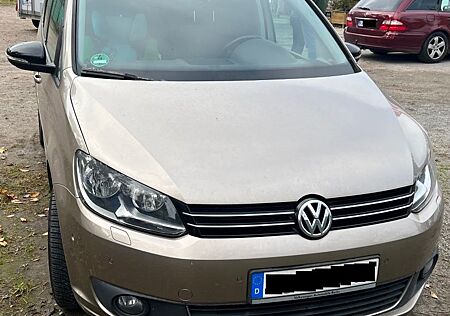 VW Touran Volkswagen 1,4 - TÜV neu - DSG neu