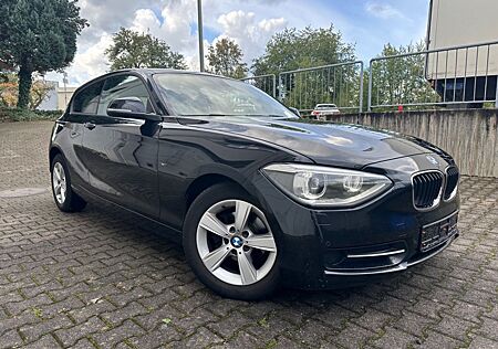 BMW 116i *Sport-Line*NAVI*BI-XENON*PDC*1-HAND*