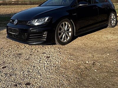 Volkswagen Golf 2.0 TDI DSG BMT GTD GTD