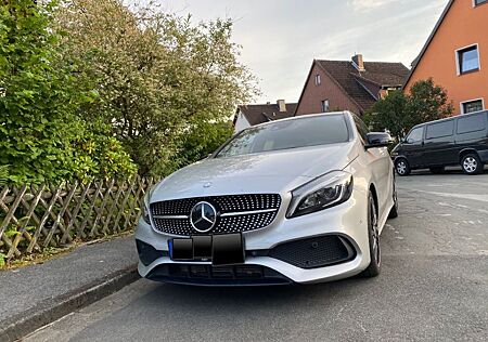 Mercedes-Benz A 200 d PANO/KAM/NIGHT/AMG/DISTRONIC