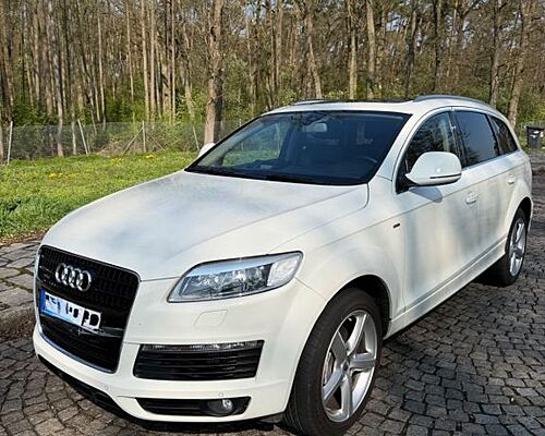 Audi Q7 4.2 TDI quattro tiptronic -
