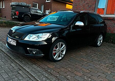 Skoda Octavia 2.0 TDI DSG RS Combi RS