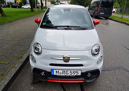 Abarth 595 1.4 T-Jet 16V 1. Hand Navi über Bluetooth
