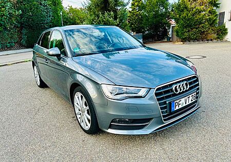 Audi A3 1.6 TDI clean diesel S tronic Attraction