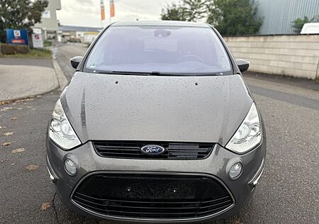 Ford S-Max Titanium 7 Sitze*Automatik*AHK*PDC**