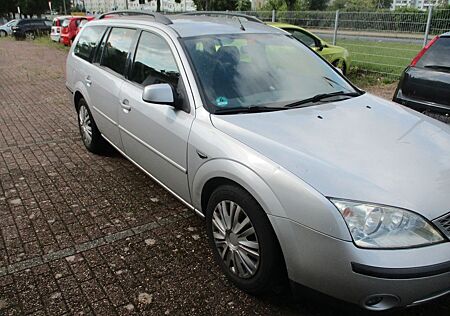 Ford Mondeo 2.0 Ambiente