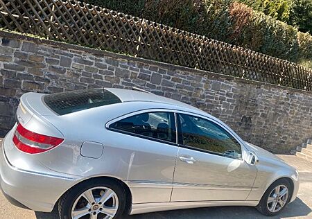 Mercedes-Benz CLC 180 KOMPRESSOR -