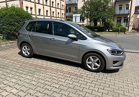 VW Golf Sportsvan Volkswagen 1.6 TDI Trendline BlueMotion ...
