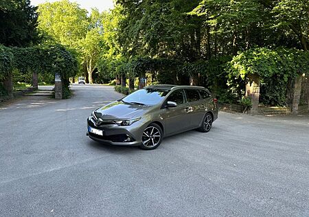 Toyota Auris Kombi (Rückfahrkamera,Sitzheizung)