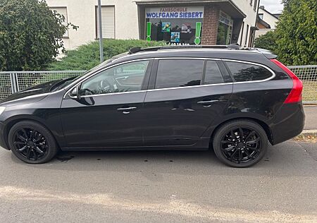 Volvo V60 D5 Summum Summum