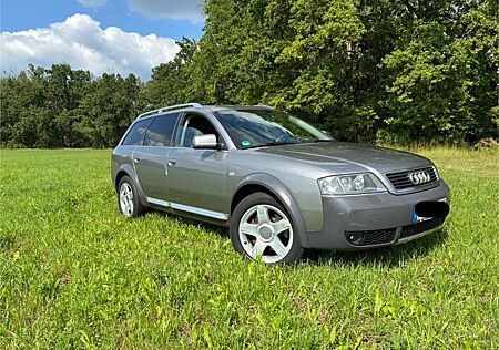 Audi A6 Allroad 2.5TDI quattro - Gut gepflegter BAU