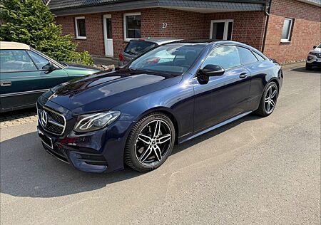 Mercedes-Benz E 200 Coupe AMG Pano/Burmester/Kamera/Night