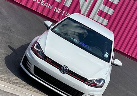 VW Golf Volkswagen 2.0 TSI DSG BMT GTI Performance GTI Per...