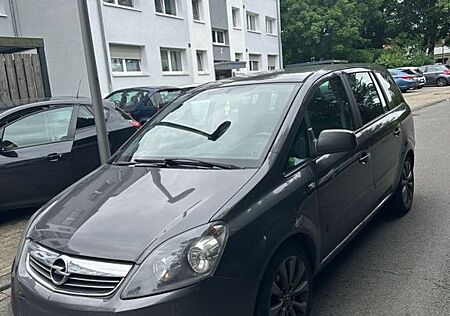 Opel Zafira 1.8 Design Edition Design Edition