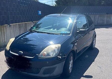 Ford Fiesta 1.3 51 kW Trend Trend