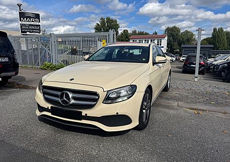 Mercedes-Benz E 200 Benz d AVANTGARDE Aut*Navi*PDC*Kam*