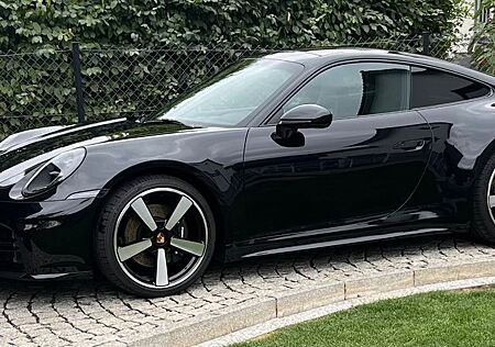 Porsche 992 Carrera Coupé Carrera