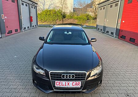 Audi A4 Avant Attraction/Navi/Xenon/SHZ/*1.Hand