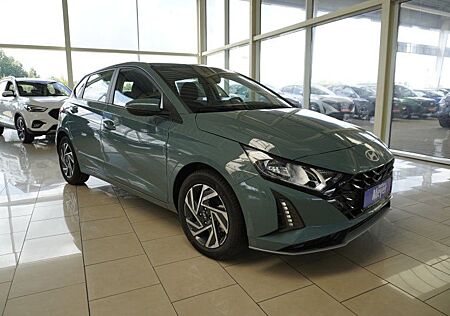 Hyundai i20 1,0 100PS Navi/16*Alu/Kamera/Alu/Pdc **