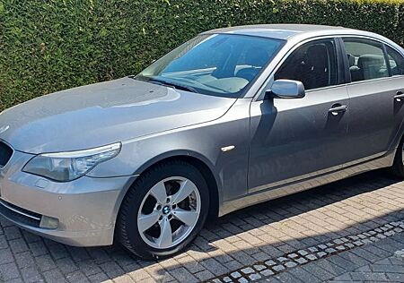 BMW 520d Navi, PDC, Standheizung, Tempomat