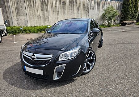 Opel Insignia OPC Unlimited V6 Turbo 325 PS 4X4