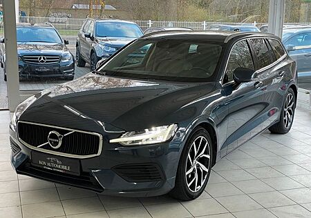 Volvo V60 Momentum Pro Plug-In Hybrid AWD/251KW/Pano