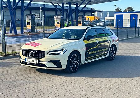 Volvo V90 Kombi Plus Dark *LEDER*TAXI*LED*MEMORY*H&K*