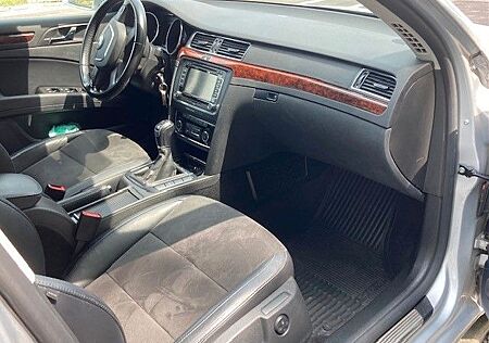 Skoda Superb 2.0 TDI 125kW Elegance Combi, Privat